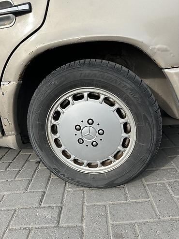 Продажа авто: Mercedes-Benz W124: 1990 г., 2 л, Механика, Бензин, Универсал — 9
