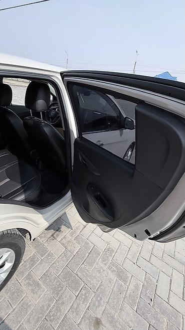 Chevrolet: Chevrolet Spark: 2018 г., 1 л, Автомат, Бензин, Хэтчбэк — 11