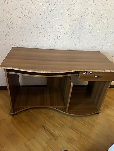3 d rucka: Düz masa, Polkalı, Siyirməli, Teksturalı laminat — 4
