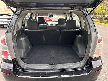 Toyota: Toyota Corolla Verso: 2008 г., 1.6 л, Механика, Газ, Минивэн — 4