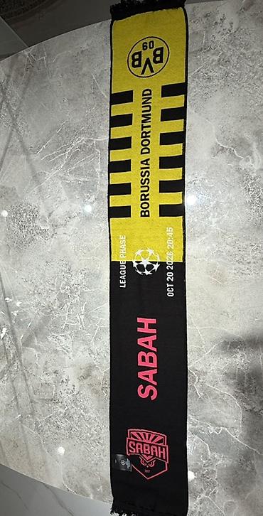 Digər aksesuarlar: Məhsul: Futbol azarkeş şərfi – Borussia Dortmund x Sabah FK (UCL — 1