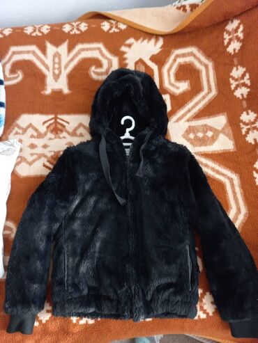 zimska jakna s: Terranova, S (EU 36), Jednobojni, Krzno