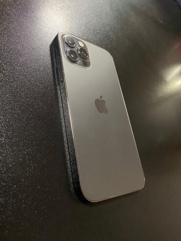 Apple iPhone: IPhone 12 Pro, Б/у, 128 ГБ, Natural Titanium, Зарядное устройство, Защитное стекло, Чехол, 86 %