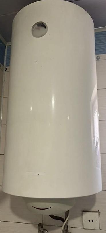 ariston 50 litri: Divar tipli elektrik su qızdırıcısı (akkumulyator tipli). Ariston — 1