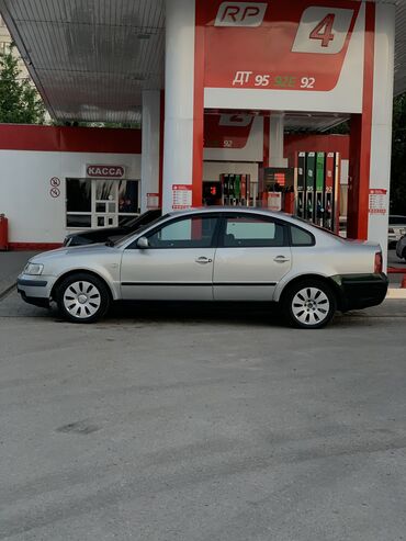 купить двигатель на пассат б3 1.8 моно: Volkswagen Passat: 2000 г., 1.6 л, Механика, Бензин, Седан