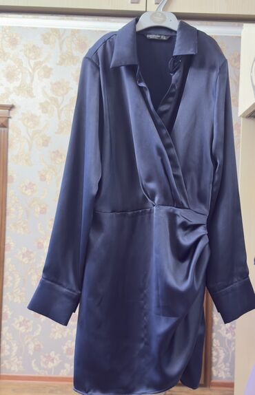 Paltolar: Əşyaların hər biri yeni kimidirdonlar cəmi bir defe geyinilib,Qiymet — 19