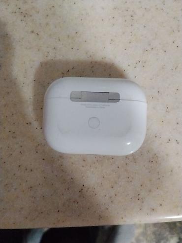 Наушники: AirPods с зарядным кейсом - Использование: 3–5 месяцев, не падали и — 2