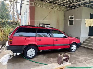 бампер на карнивал: Volkswagen Passat: 1992 г., 2 л, Механика, Бензин, Универсал — 4