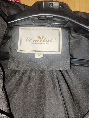 Kurtkalar: Куртка женская,новая,тёплая,идёт на размер 60-62. Qadın üçün isti üst — 10