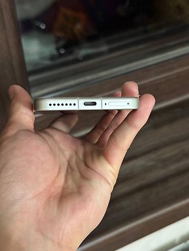 Мобильные телефоны: Xiaomi, 15, Б/у, 256 ГБ, цвет - Белый, 2 SIM — 7