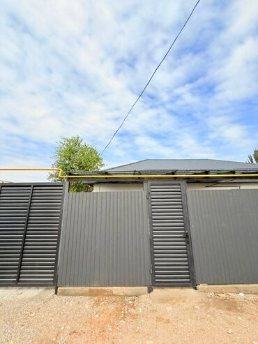 продаю дом в новопокровке нооруз: Дом, 120 м², 4 комнаты, Агентство недвижимости, Дизайнерский ремонт