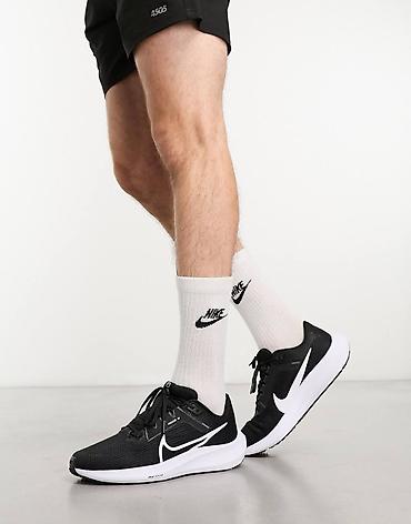 flying sneaker: Мужские кроссовки, 42.5, Nike, Новый, цвет - Черный, Платная доставка — 1