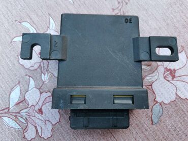 Auto delovi: Komutator Zastava,Yugo broj 2. Novo. Sest pinova. Cena 2000 dinara — 10