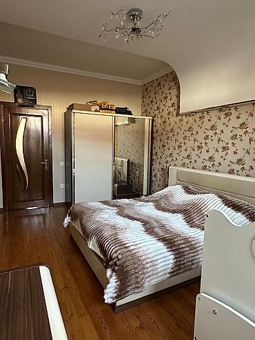 yeni ramanida ev: 4 otaqlı, 145 kv. m, Kredit yoxdur, Orta təmir — 6