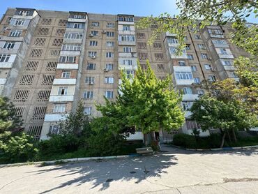 продается 2 ком кв город каракол: 1 комната, 35 м², 106 серия, 2 этаж