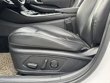 Hyundai: Hyundai Sonata: 2019 г., 2 л, Автомат, Газ, Седан — 26