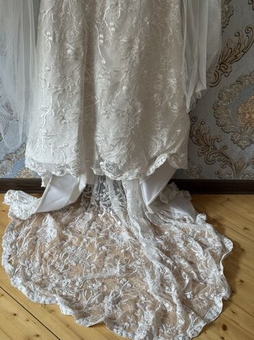Ziyafət donları: Zərif krem rəngində xına toy gəlinliyi Özəl tikdirilib (tanınmış — 9