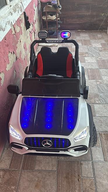 stacktrack oyuncaq dəsti: Uşaq üçün elektrikli akkumulyatorlu maşın – off-road tipli, 2 yerlik — 4