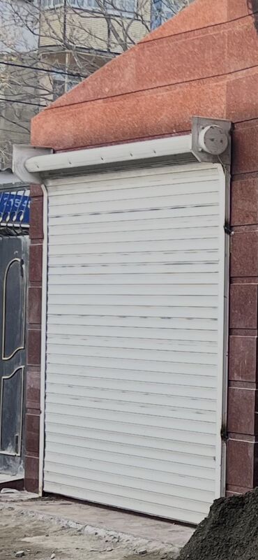 avtomatik qapı: Darvazalar, Qaraj üçün, İşlənmiş, Avtomatik