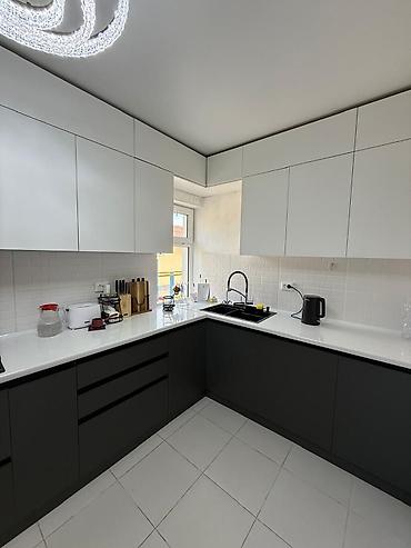 Продажа коттеджей и домов: ✨СРОЧНО 🏡 ПРОДАЕТСЯ ДОМ В АК-ОРДО 📍 Локация: район Ак-Ордо 📐 Площадь — 17