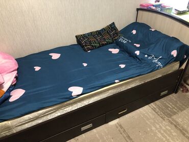 кровати для подростков: Односпальная Кровать, Б/у