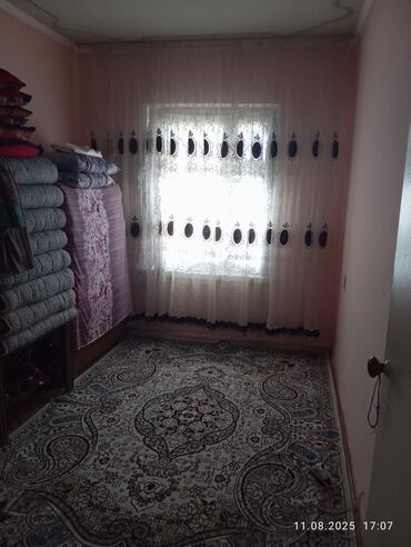 3 комнатную квартира: 3 комнаты, 5 м², 105 серия, 1 этаж, Косметический ремонт