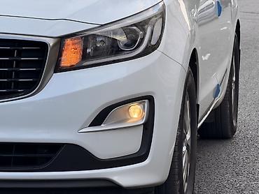mersedes 814: Kia Carnival: 2020 г., 2.2 л, Автомат, Дизель, Минивэн — 3