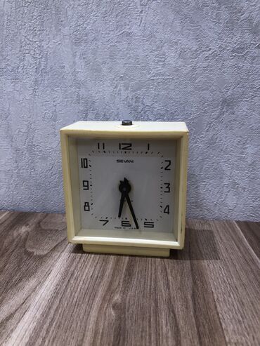 Əntiq saatlar: Masaüstü Mexaniki Əntiq saat 1970 il — 12