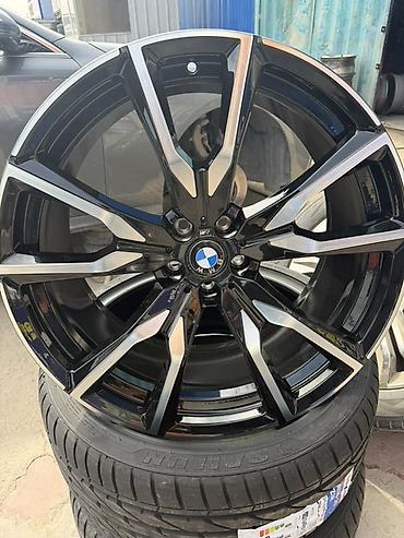 разнаширокие: Литые Диски R 22 BMW, Комплект, отверстий - 5, Новый — 1
