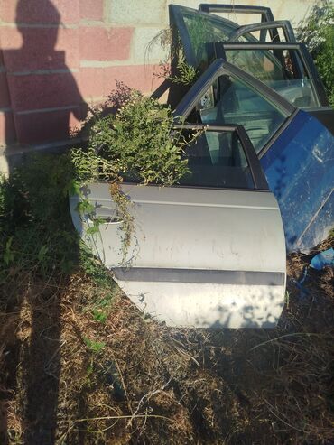 сигнализация и центральный замок: Эшикке коймо Арткы оң Toyota, Колдонулган