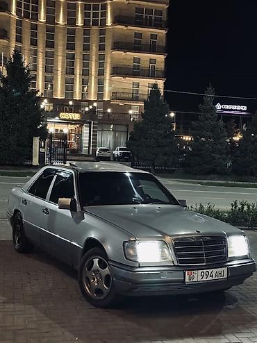 кабан 500: Mercedes-Benz W124: 1994 г., Седан — 4