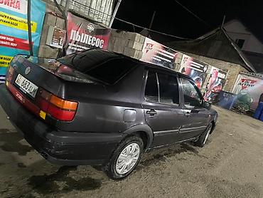 Volkswagen: Volkswagen Vento: 1992 г., 1.8 л, Механика, Бензин, Седан — 2
