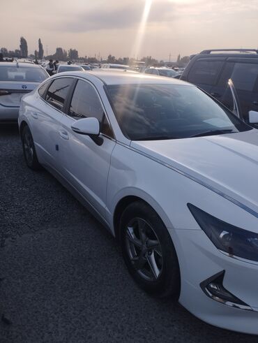 Hyundai: Hyundai Sonata: 2019 г., 2 л, Автомат, Газ, Седан — 2