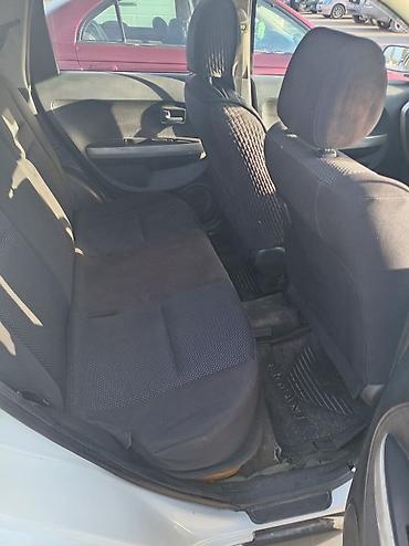 mark 3: Toyota Ist: 2003 г., 1.3 л, Автомат, Бензин, Хэтчбэк — 2