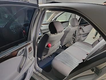 w210 lyuk: Mercedes-Benz E-Class (W210) sedan Xüsusiyyətlər: - Korpus: 4 qapılı — 10
