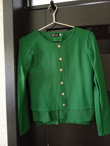 Рубашки и блузы: L (EU 40), цвет - Зеленый