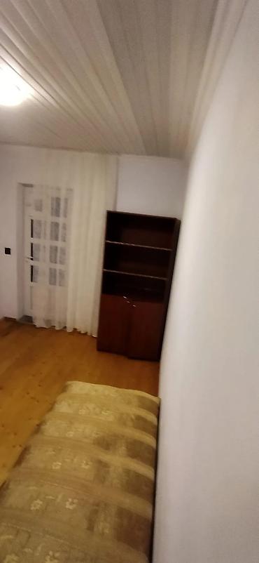 Daşınmaz əmlak: Ağ şəhərə yaxindir su qaz i̇şiq qi̇yməti̇n i̇çi̇ndədi̇r wi̇-fi̇ var — 8
