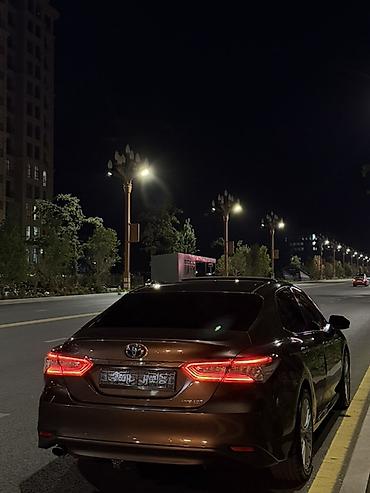 corolla levin: Toyota Camry: 2018 г., 2.5 л, Вариатор, Гибрид, Седан — 2