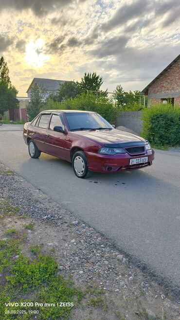 Daewoo: Daewoo Nexia: 2011 г., 1.5 л, Механика, Бензин, Седан