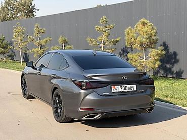 li l7: Lexus ES: 2021 г., 3.5 л, Автомат — 6