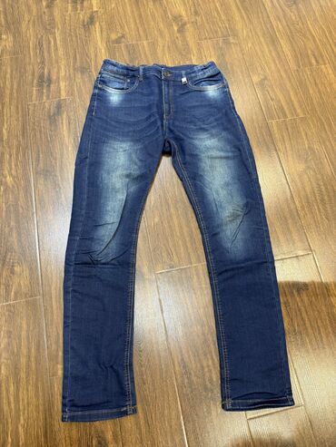 Köynəklər: Tünd mavi jins.172 sm boy üçün