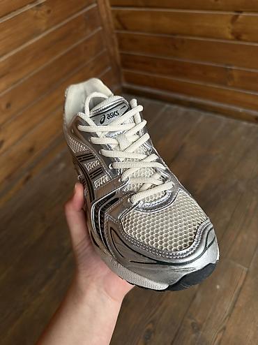 asics кроссовки: ASICS GEL KAYANO-14 Yeni və gutulu (2-3 dəfə geyinilib) Endirim — 3