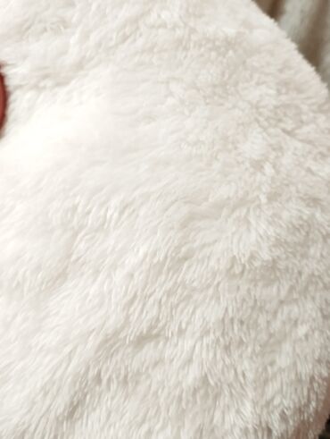 Пуховики и зимние куртки: Продаётся супер удобная, тёплая, зимняя оверсайз куртка. Куртка at lalafo.kg — 9 Пуховики и зимние куртки: Продаётся супер удобная, тёплая, зимняя оверсайз куртка. Куртка — 9