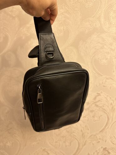 Çantalar: Çiyin çantası, Yeni — 10