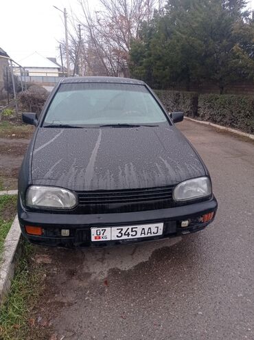 Volkswagen: Volkswagen Golf: 1993 г., 1.6 л, Механика, Бензин, Хэтчбэк