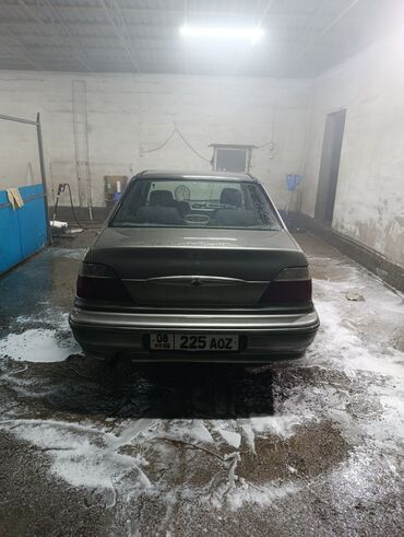 Daewoo: Daewoo Nexia: 2004 г., 1.5 л, Механика, Бензин, Седан — 4