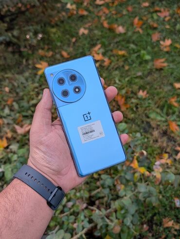 ноутбук легион: OnePlus 12R, Новый, 256 ГБ, цвет - Голубой, 2 SIM