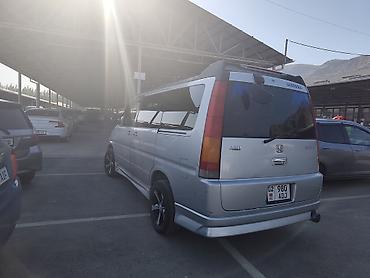 step: Honda Stepwgn: 2001 г., 2 л, Автомат, Бензин, Минивэн — 3