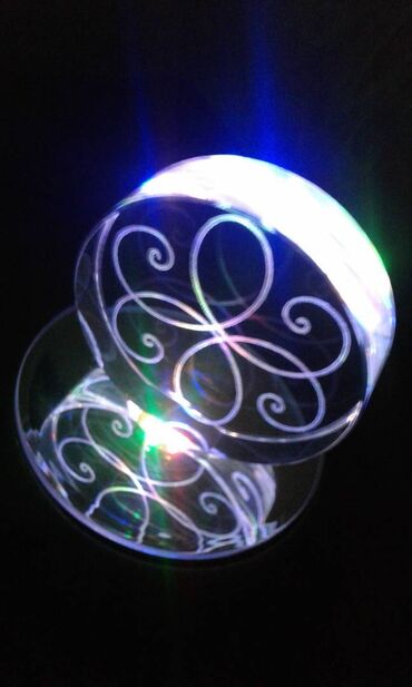 Digər ev dekoru: Hədiyyəlik suvenirlər satılır. Əlvan işıqlıdır. Toka qoşulur və — 4