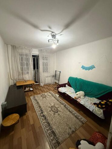 квартира берилет мкр кок жар: 1 бөлмө, 34 кв. м, 105-серия, 1 кабат, Эски ремонт